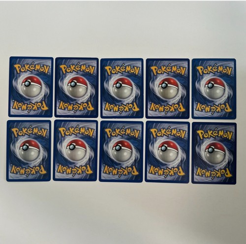 Random pokemon reverse holo - 10,